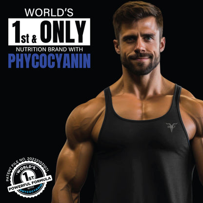 Cafe latte_Man in a black tank top with promotional text about a nutrition brand on a black background