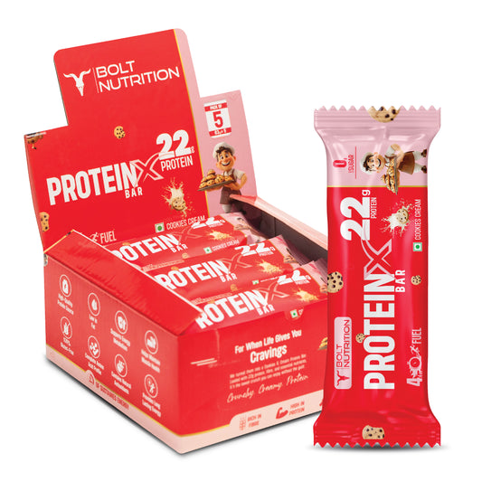 Bolt Protein bar with cookies and creamy flavour